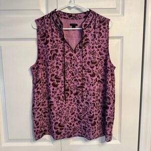 EUC Ann Taylor Sleeveless Floral Clip Dot Shell, Magenta, L